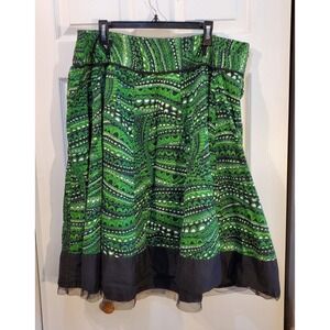 Peter Nygard Green, Black Skirt with‎ Lace At Hem Size 18
